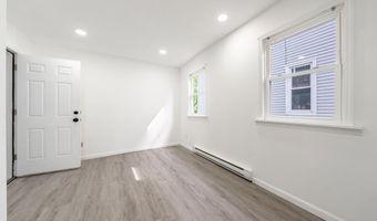 24 Slater St, Amsterdam, NY 12010