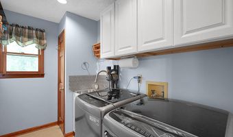 14270 Walnut Creek Pike, Ashville, OH 43103
