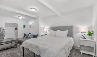 5985 CEDAR St, Astoria, OR 97103