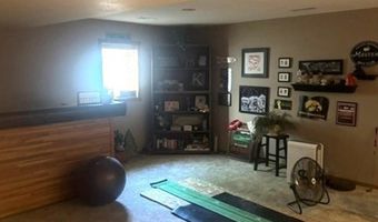 1511 W Valleyview Dr, Algona, IA 50511