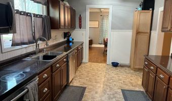 431 Iowa St, Akron, IA 51001