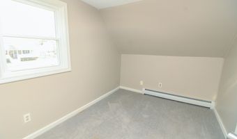 35 Mildred Ave, Bangor, ME 04401