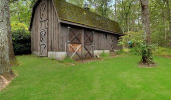 86 Oak St, Hopkinton, RI 02804
