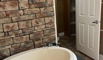 81 Wildwood Dr, Ash Flat, AR 72513