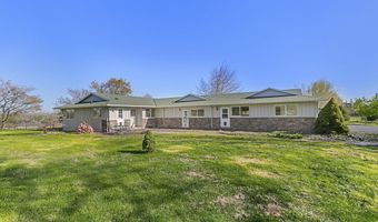 10418 CHAMPOEG Rd, Aurora, OR 97002