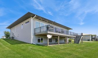 2122 Leopold Dr, Ames, IA 50010