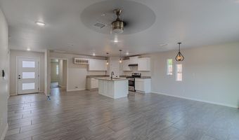 415 Valle Los Nogales Dr, Socorro, TX 79927