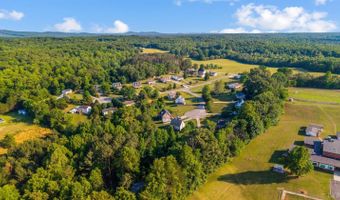 122 Majestic Cir, Amherst, VA 24521