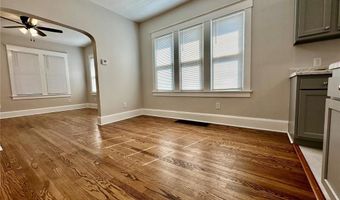 75 E Elm St, Alton, IL 62002