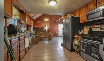 9806 Salem Rd, Athens, OH 45701