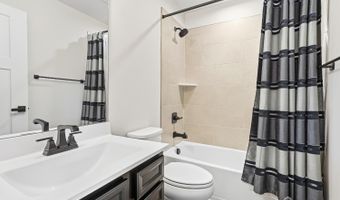 19 Kiln Dr 219, Aberdeen, NJ 07721