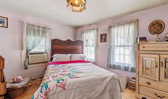 96 French St, Acton, ME 04001