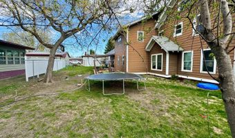 802 7th St, Britton, SD 57430