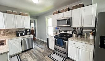 215 N Main St, Batesville, IN 47006