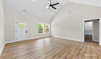 109 Darvee Rd, Blacksburg, SC 29702
