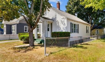 112 Oakton St, Woonsocket, RI 02895