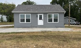 1010 N Jefferson St, Ava, MO 65608