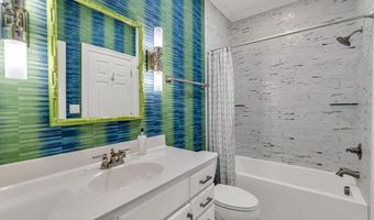 27 Chapel Hill Rd, Bay St. Louis, MS 39520