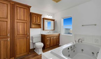 1077 GOLDEN RANGE, Burns, WY 82053