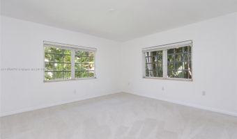 60 Park Dr C, Bal Harbour, FL 33154