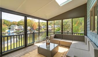 79 Lake Dr, Glocester, RI 02814