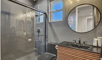 10736 Penhurst Way, Las Vegas, NV 89135