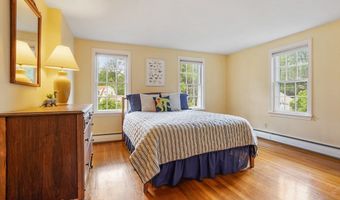 15 Thoreau Rd, Acton, MA 01720