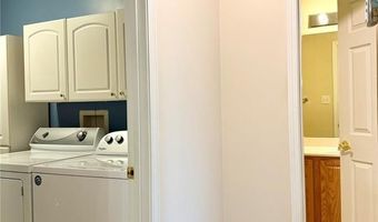 10218 Carlton Place Ct, Affton, MO 63123