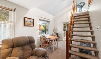 29 E GLOUCESTER Pike, Barrington, NJ 08007