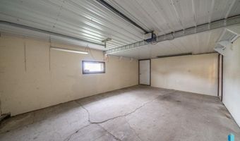 150 N Oak Ave, Bridgewater, SD 57319