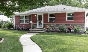 2320 S GREENVIEW St, Appleton, WI 54915