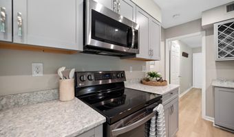 6303 GABRIEL St, Bowie, MD 20720