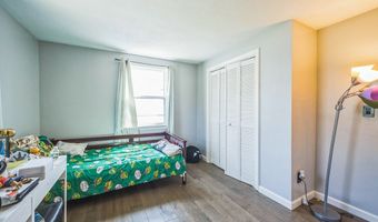 14 Greenville St, Billerica, MA 01821
