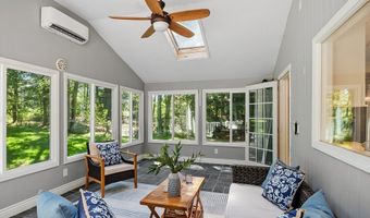 6 Candida Ln, Acton, MA 01720