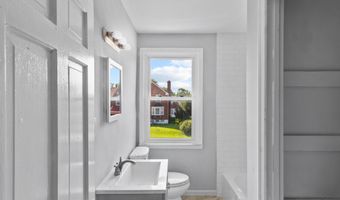 1516 E 36TH St, Baltimore, MD 21218