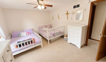 1102 Heritage Ln, Angola, IN 46703