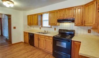 1053 Washington Ave, Alton, IL 62002