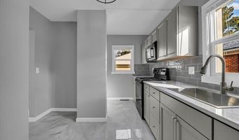 15776 McLain Ave, Allen Park, MI 48101