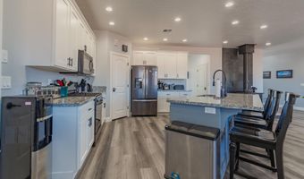 665 S Shelter Cove Dr, Big Water, UT 84741