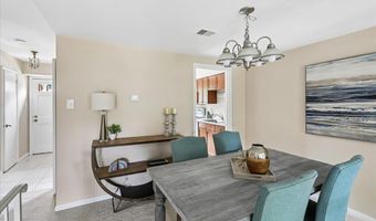 2610 WINDBREAK Dr, Alexandria, VA 22306