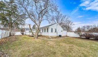 27 W347 Washington Ave, Winfield, IL 60190