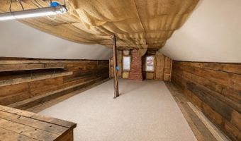 11 N Ridge Rd, Burke, VT 05871