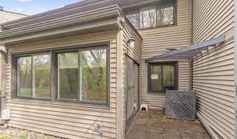 4348 Arden View Ct, Arden Hills, MN 55112