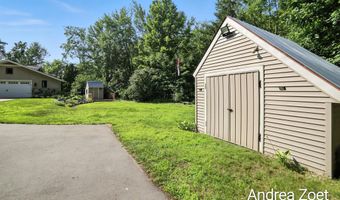 8300 Arapaho Trl SE, Alto, MI 49302