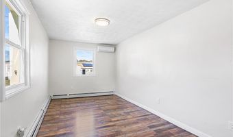 14 Whittlesey Rd, Johnston, RI 02919