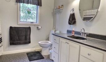 5877 Five Mile Point Rd, Allouez, MI 49805