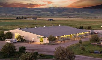 950 Miles, Bancroft, ID 83217