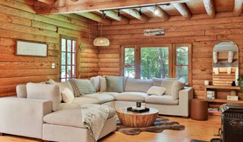 21663 OATLANDS Rd, Aldie, VA 20105