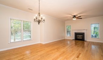 1010 Mica Lamp Ct, Apex, NC 27502