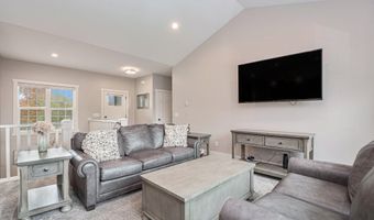 8423 76th St SE, Alto, MI 49302